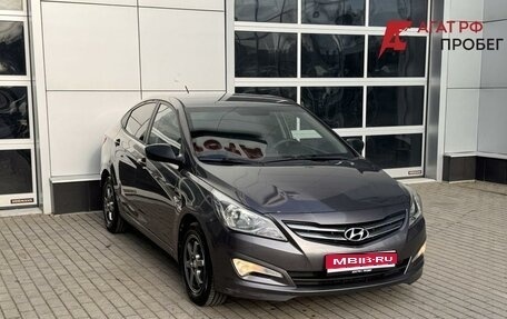Hyundai Solaris II рестайлинг, 2014 год, 880 000 рублей, 1 фотография