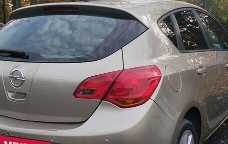 Opel Astra J, 2011 год, 620 000 рублей, 7 фотография