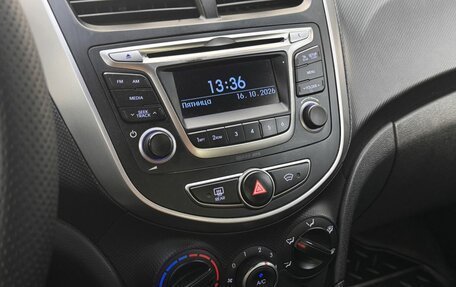 Hyundai Solaris II рестайлинг, 2014 год, 880 000 рублей, 12 фотография