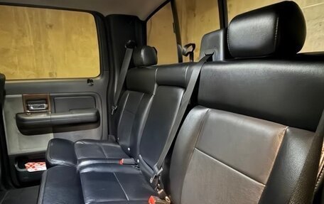 Ford F-150 XIII, 2004 год, 1 600 000 рублей, 3 фотография