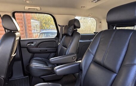 Chevrolet Tahoe III, 2008 год, 1 099 000 рублей, 11 фотография