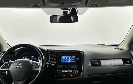 Mitsubishi Outlander III рестайлинг 3, 2013 год, 1 450 000 рублей, 5 фотография