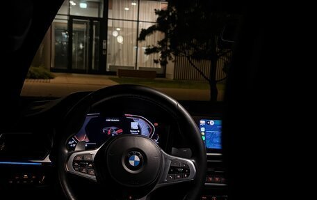 BMW 3 серия, 2019 год, 5 100 000 рублей, 17 фотография