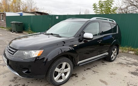 Mitsubishi Outlander III рестайлинг 3, 2008 год, 670 000 рублей, 3 фотография