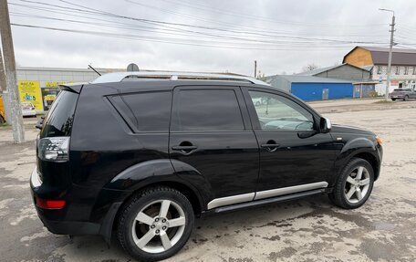Mitsubishi Outlander III рестайлинг 3, 2008 год, 670 000 рублей, 11 фотография