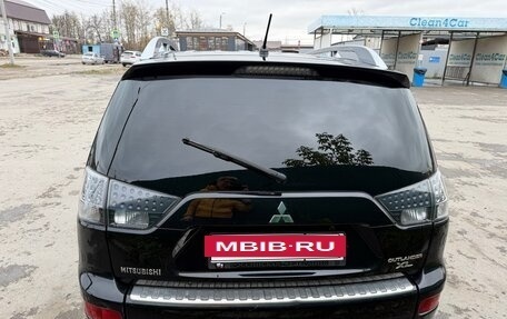 Mitsubishi Outlander III рестайлинг 3, 2008 год, 670 000 рублей, 9 фотография