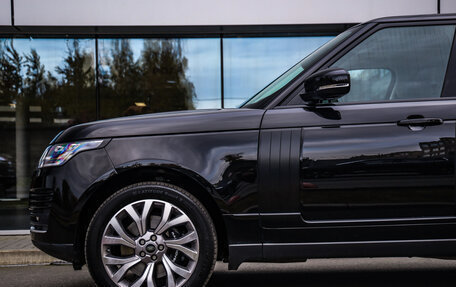 Land Rover Range Rover IV рестайлинг, 2018 год, 6 299 000 рублей, 10 фотография