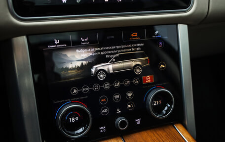 Land Rover Range Rover IV рестайлинг, 2018 год, 6 299 000 рублей, 24 фотография