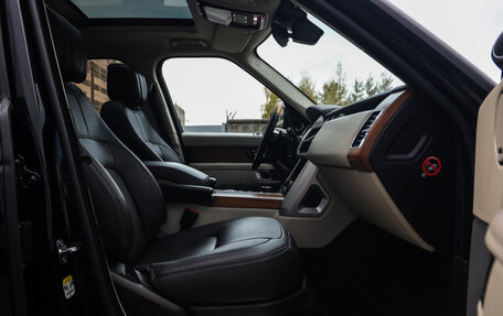 Land Rover Range Rover IV рестайлинг, 2018 год, 6 299 000 рублей, 32 фотография