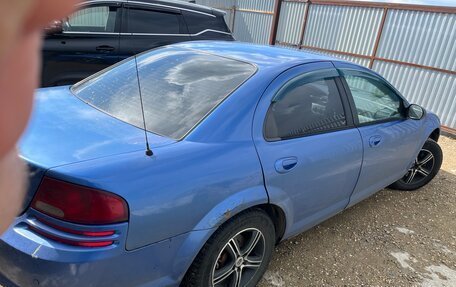Dodge Stratus II, 2002 год, 300 000 рублей, 3 фотография