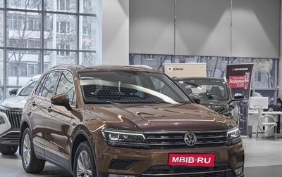 Volkswagen Tiguan II, 2017 год, 1 999 000 рублей, 1 фотография