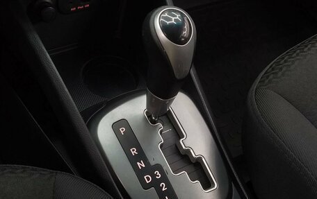 KIA Rio III рестайлинг, 2013 год, 965 000 рублей, 13 фотография