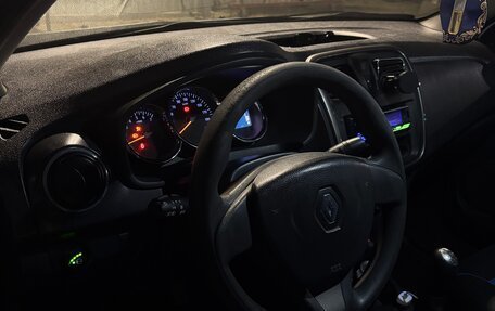 Renault Logan II, 2014 год, 400 000 рублей, 6 фотография