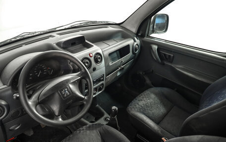 Peugeot Partner II рестайлинг 2, 2007 год, 262 777 рублей, 10 фотография