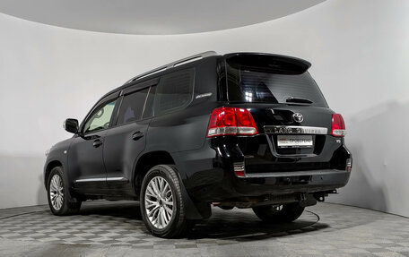 Toyota Land Cruiser 200, 2011 год, 2 990 000 рублей, 7 фотография