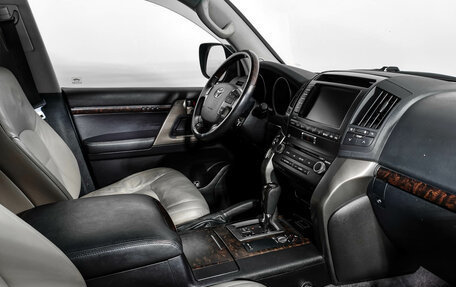 Toyota Land Cruiser 200, 2011 год, 2 990 000 рублей, 16 фотография