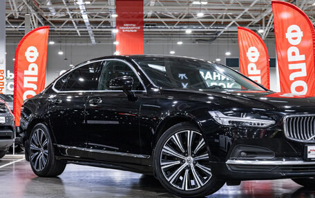 Volvo S90 II рестайлинг, 2021 год, 3 199 900 рублей, 6 фотография