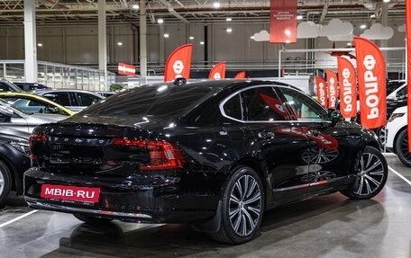 Volvo S90 II рестайлинг, 2021 год, 3 199 900 рублей, 7 фотография
