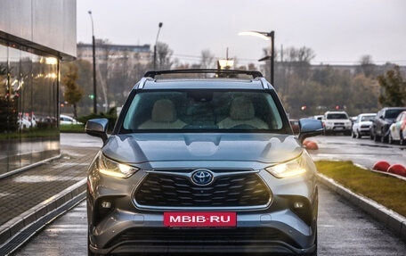 Toyota Highlander, 2021 год, 4 299 777 рублей, 4 фотография