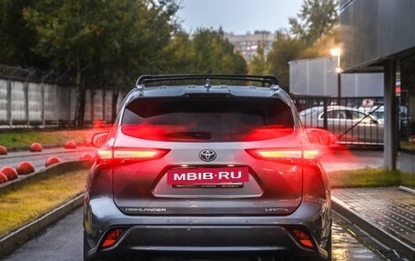 Toyota Highlander, 2021 год, 4 299 777 рублей, 7 фотография