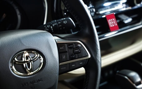 Toyota Highlander, 2021 год, 4 299 777 рублей, 14 фотография
