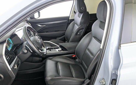 Geely Tugella FY11, 2022 год, 2 715 000 рублей, 21 фотография