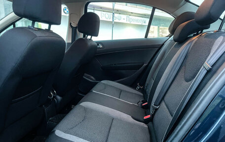 Peugeot 408 I рестайлинг, 2017 год, 997 000 рублей, 10 фотография