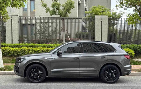 Volkswagen Touareg III, 2023 год, 9 500 000 рублей, 5 фотография