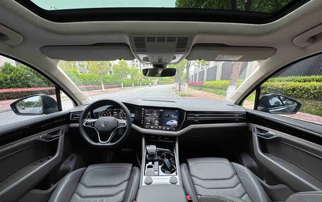 Volkswagen Touareg III, 2023 год, 9 500 000 рублей, 6 фотография