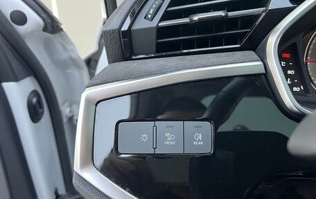 Audi Q3, 2022 год, 2 520 000 рублей, 13 фотография