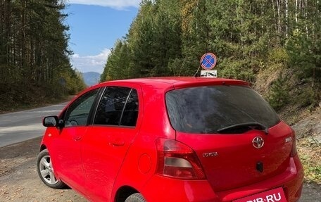 Toyota Yaris III, 2007 год, 459 000 рублей, 2 фотография