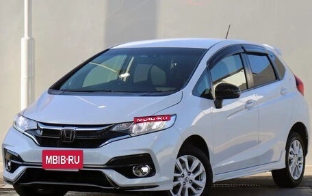 Honda Fit III, 2020 год, 1 055 000 рублей, 4 фотография