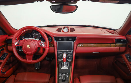 Porsche 911, 2014 год, 12 870 000 рублей, 17 фотография