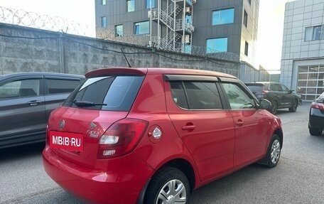 Skoda Fabia II, 2011 год, 350 000 рублей, 3 фотография
