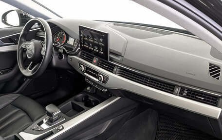 Audi A4, 2022 год, 3 950 000 рублей, 13 фотография