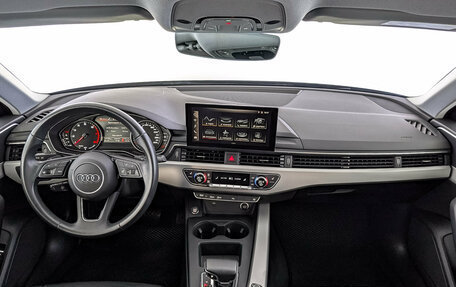 Audi A4, 2022 год, 3 950 000 рублей, 14 фотография