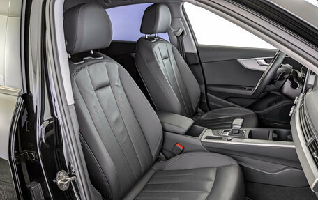 Audi A4, 2022 год, 3 950 000 рублей, 24 фотография