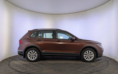 Volkswagen Tiguan II, 2021 год, 2 550 000 рублей, 4 фотография