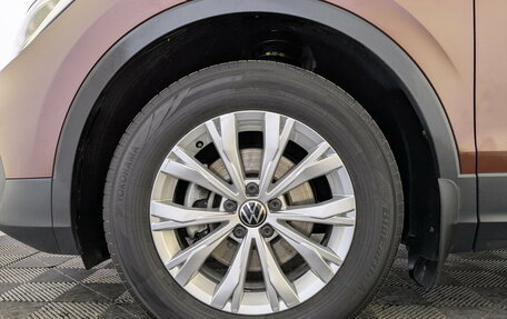 Volkswagen Tiguan II, 2021 год, 2 550 000 рублей, 18 фотография