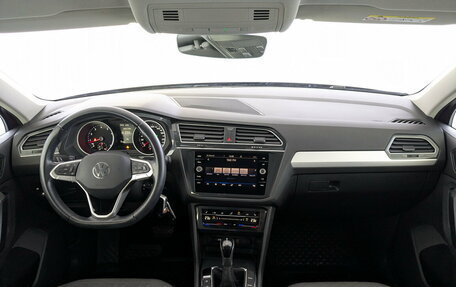 Volkswagen Tiguan II, 2021 год, 2 550 000 рублей, 14 фотография