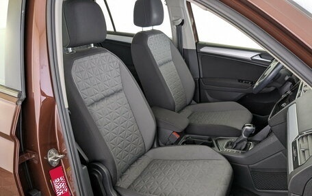 Volkswagen Tiguan II, 2021 год, 2 550 000 рублей, 23 фотография