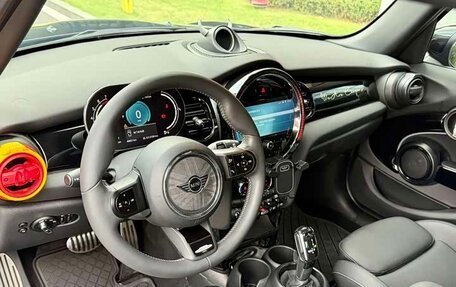 MINI Hatch, 2023 год, 1 900 008 рублей, 8 фотография