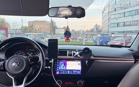 KIA Rio IV, 2018 год, 990 000 рублей, 12 фотография