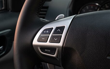 Mitsubishi Pajero Sport II рестайлинг, 2015 год, 2 340 000 рублей, 14 фотография