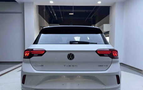Volkswagen T-Roc I, 2022 год, 1 431 010 рублей, 5 фотография