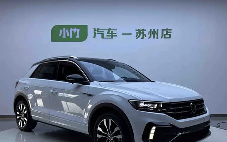 Volkswagen T-Roc I, 2022 год, 1 431 010 рублей, 3 фотография