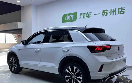 Volkswagen T-Roc I, 2022 год, 1 431 010 рублей, 4 фотография