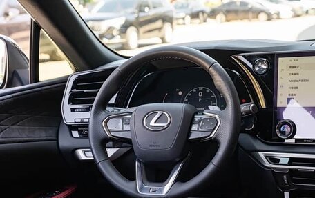 Lexus RX IV рестайлинг, 2024 год, 10 321 084 рублей, 14 фотография
