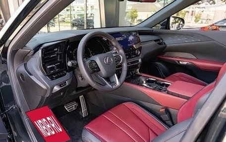 Lexus RX IV рестайлинг, 2024 год, 10 321 084 рублей, 12 фотография