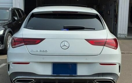 Mercedes-Benz CLA, 2022 год, 1 660 000 рублей, 8 фотография